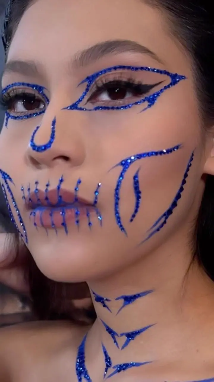 @toshi.makeup: Catrinas, delineado gráfico y cursos de maquillaje en Puebla